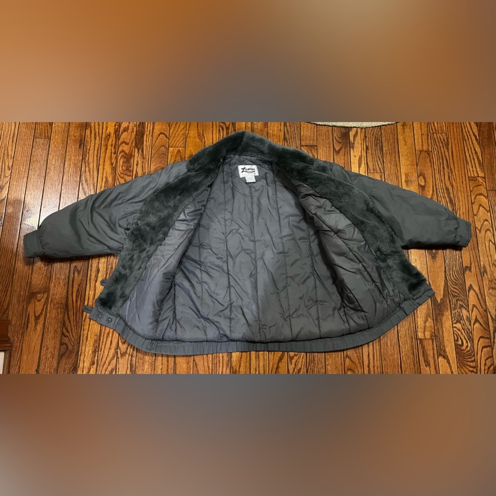 Learsi Jacket - Picture 4 of 6